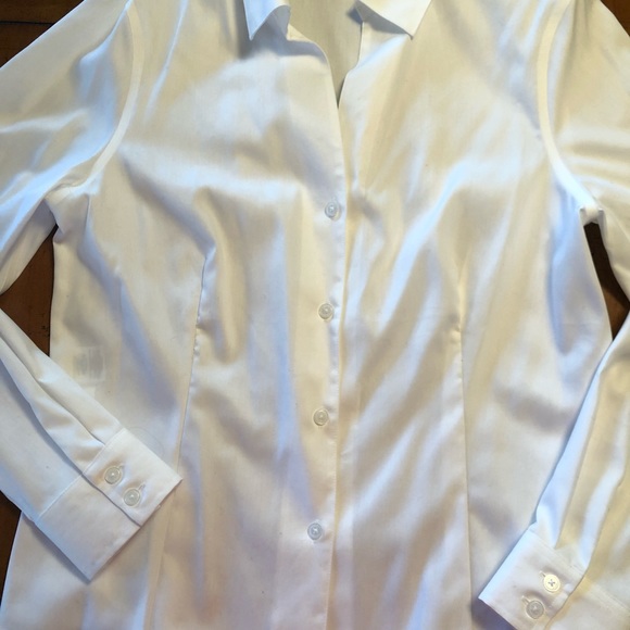 Anne Klein white collared bottom down long sleeve - Picture 1 of 4